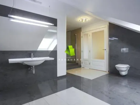 Rent, one bedroom apartment, 160m², Medijana, Niš - image 16