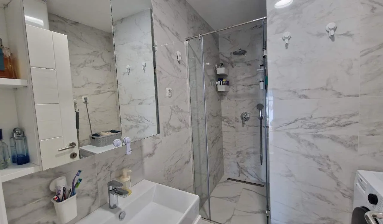 Sale, two bedroom apartment, 64m², Gorica C, Podgorica