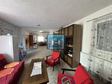 Prodaja, kuća, 160m², Ravna Reka, Despotovac - image 9