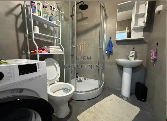 Izdavanje, jednosoban stan, 37m², Ljubović, Podgorica