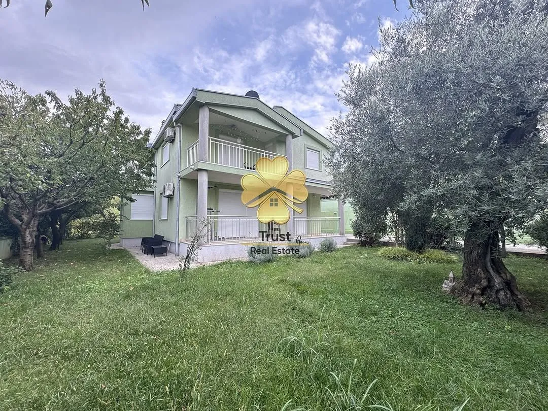 Prodaja, kuća, 175m², Podgorica, Crna Gora