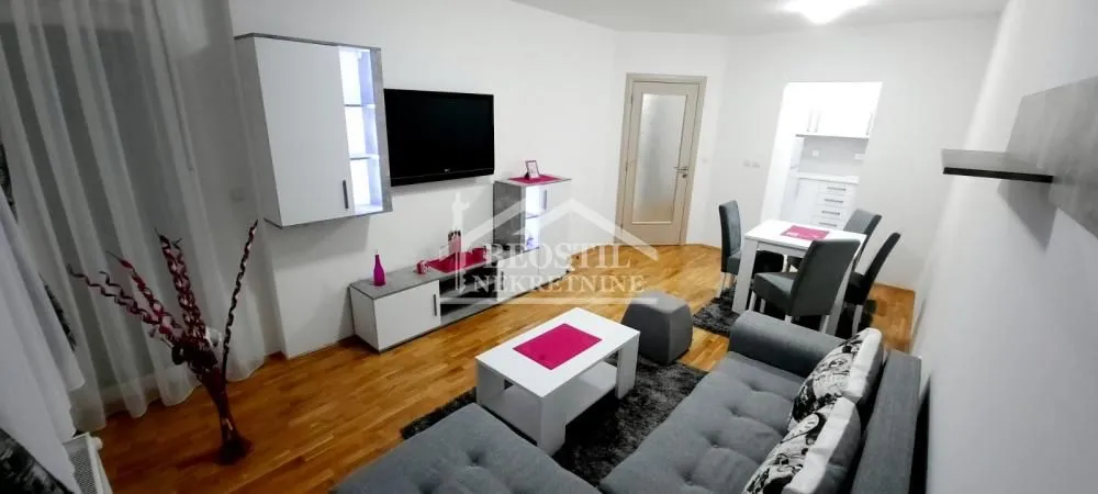 Prodaja, dvosoban stan, 46m², Centar, Smederevo