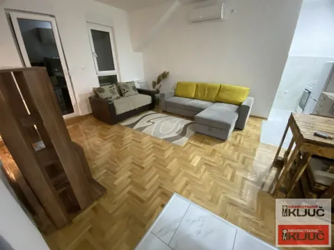 Izdavanje, jednosoban stan, 45m², Adice, Novi Sad Sve Podlokacije