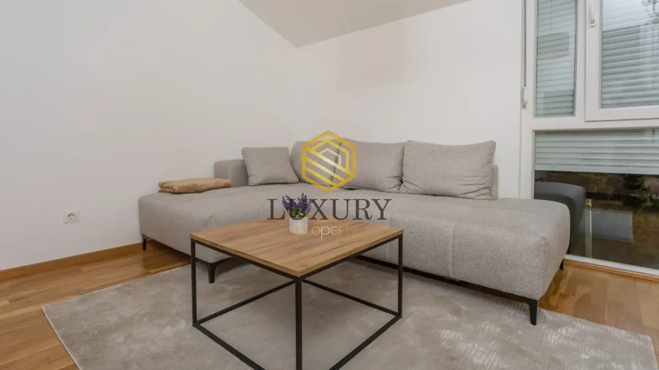 Rent, two bedroom apartment, 63m², Stari Aerodrom, Podgorica