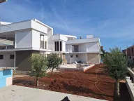 Prodaja, kuća, 453m², Krimovica, Kotor - image 3