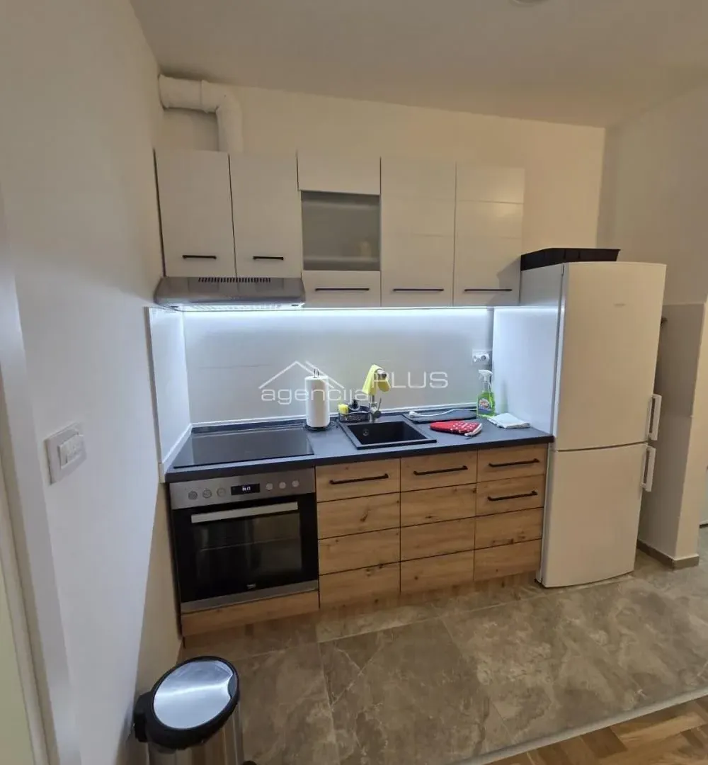 Rent, one bedroom apartment, 37m², Cvetanova Ćuprija, Zvezdara Sve Podlokacije