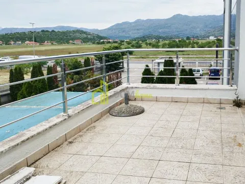 Izdavanje, poslovni prostor, 660m², Tuzi, Podgorica - image 9