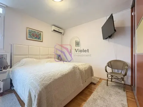 Prodaja, trosoban stan, 101m², Blok 5, Podgorica - image 2