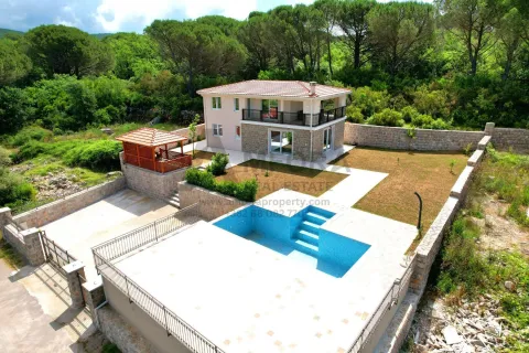 Rent, house, 185m², Zagora, Kotor - image 9