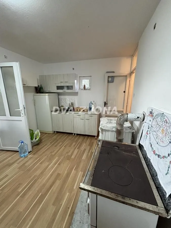 Prodaja, kuća, 95m², Irig, Srbija