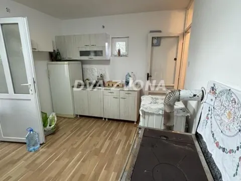 Sale, house, 95m², Irig, Srbija - image 8