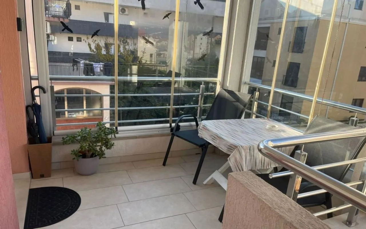 Prodaja, dvosoban stan, 51m², Donja Lastva, Tivat
