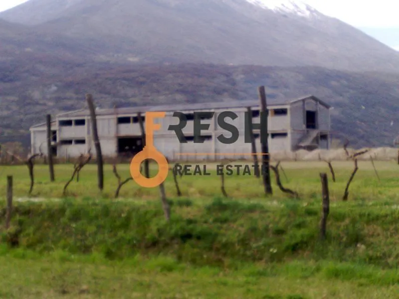 Rent, office space, 1300m², Danilovgrad, Crna Gora