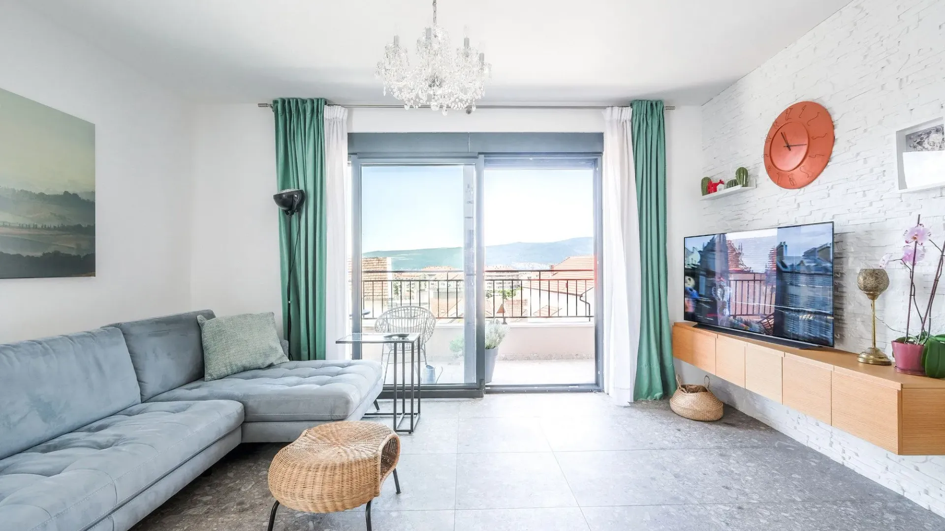 Prodaja, trosoban stan, 77m², Centar, Tivat