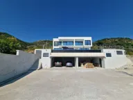 Izdavanje, kuća, 410m², Tivat, Crna Gora - image 9