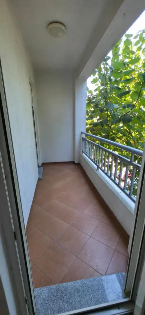 Prodaja, trosoban stan, 87m², Blok 9, Podgorica