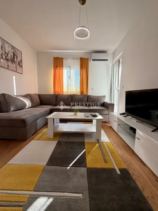 Rent, one bedroom apartment, 45m², City Kvart, Podgorica