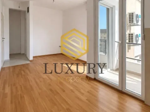 Rent, studio apartment, 30m², Ljubović, Podgorica - image 6