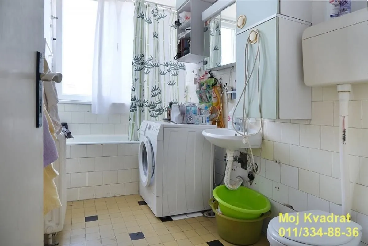 Prodaja, dvosoban stan, 77m², Novi Beograd Sve Podlokacije, Beograd