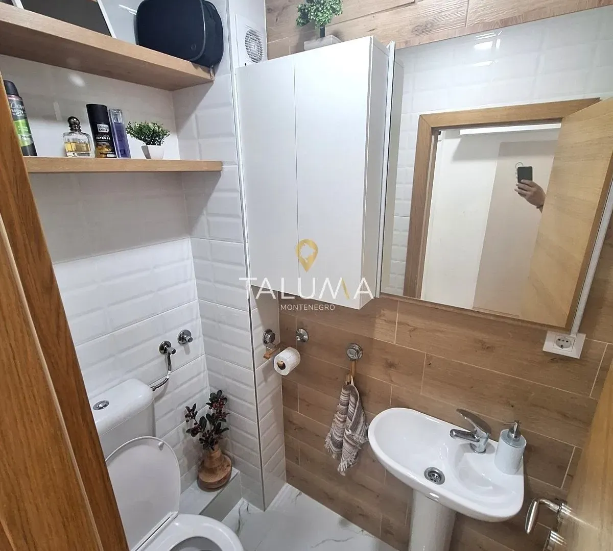 Prodaja, trosoban stan, 89m², Centar, Podgorica