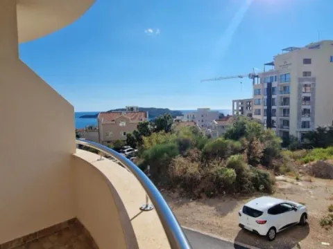 Sale, one bedroom apartment, 45m², Bečići, Budva