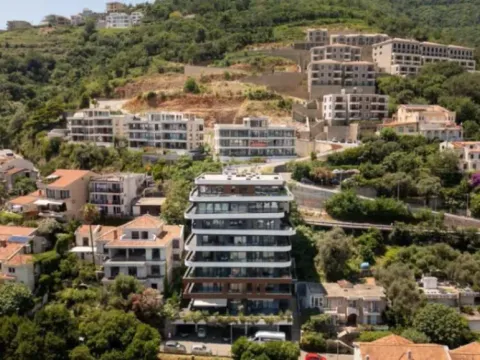 Sale, three bedroom apartment, 149m², Gospoština, Budva - image 11