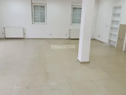 Rent, office space, 53m², Pančevo, Srbija - image 3