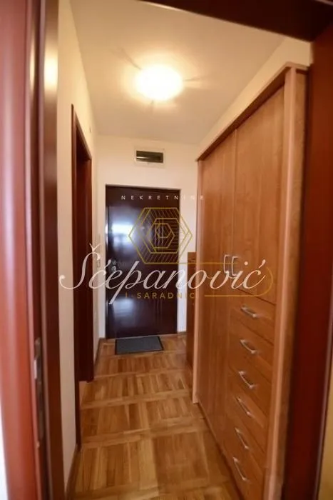 Prodaja, stan, 25m², Sajam, Novi Sad Sve Podlokacije
