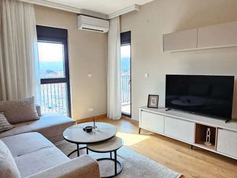 Rent, apartment, 45m², City Kvart, Podgorica - image 4