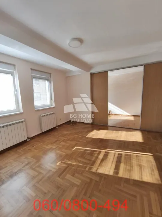 Rent, three bedroom apartment, 55m², Južni Bulevar, Vračar Sve Podlokacije