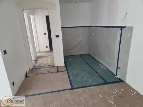 Prodaja, trosoban stan, 66m², Vukov Spomenik, Zvezdara Sve Podlokacije - image 2