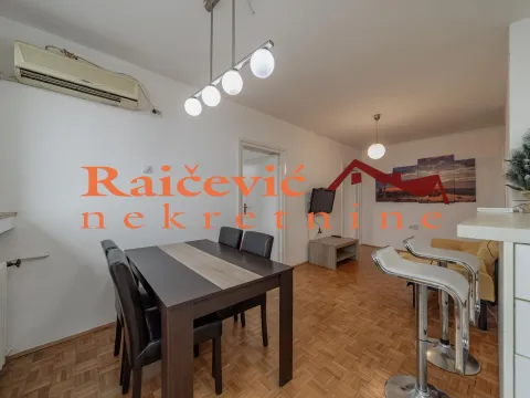 Izdavanje, trosoban stan, 54m², Kluz, Zvezdara Sve Podlokacije - image 6