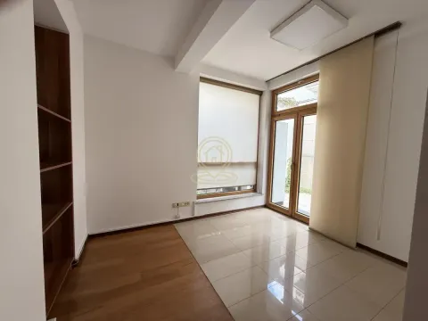 Rent, office space, 151m², Voždovac Sve Podlokacije, Beograd - image 13