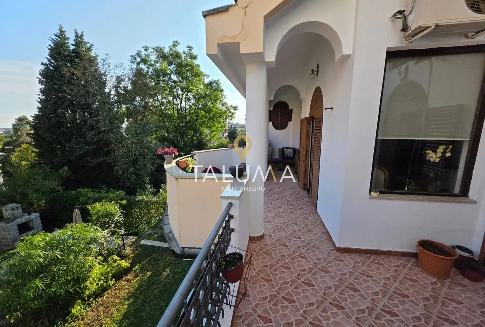 Rent, apartment, 300m², Gorica C, Podgorica