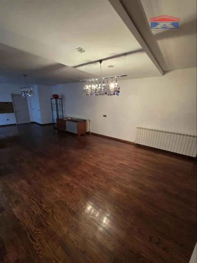 Rent, office space, 119m², Centar, Novi Sad