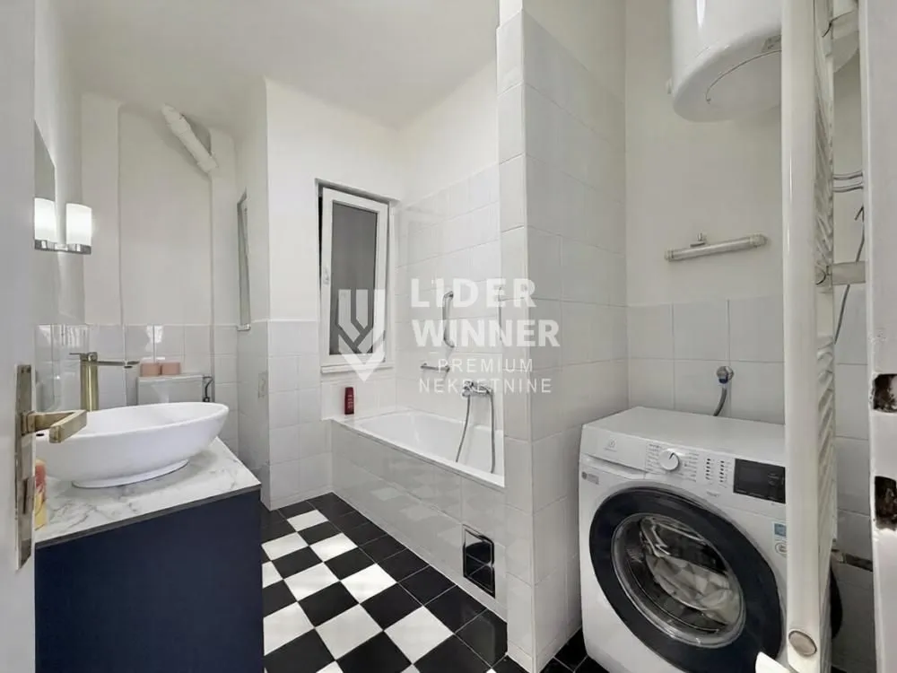 Rent, office space, 136m², Stari Grad, Beograd