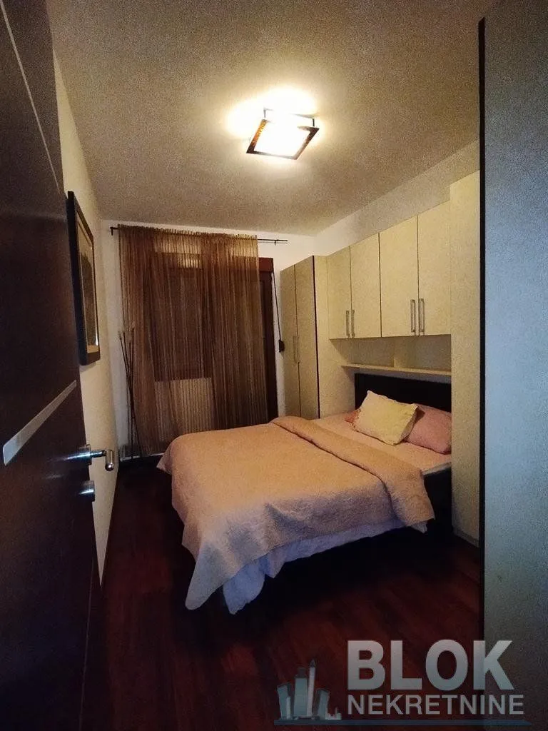 Izdavanje, jednosoban stan, 56m², Preko Morače, Podgorica