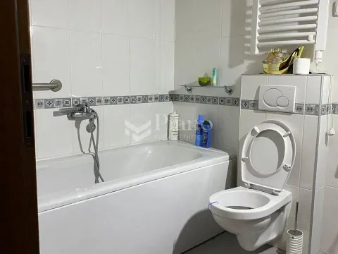 Rent, two bedroom apartment, 69m², City Kvart, Podgorica - image 7