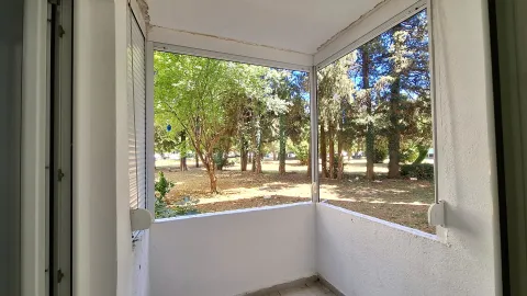 Prodaja, dvosoban stan, 60m², Centar, Bar - image 14