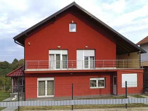 Prodaja, kuća, 206m², Klupci, Loznica