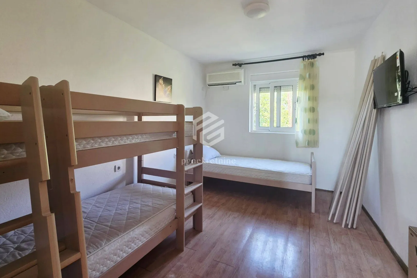 Rent, apartment, 346m², Velje Brdo, Podgorica