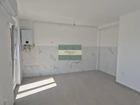 Prodaja, trosoban stan, 76m², Sarina Medja, Jagodina - image 25