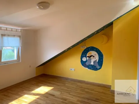 Prodaja, dvosoban stan, 40m², Boleč, Grocka - image 9