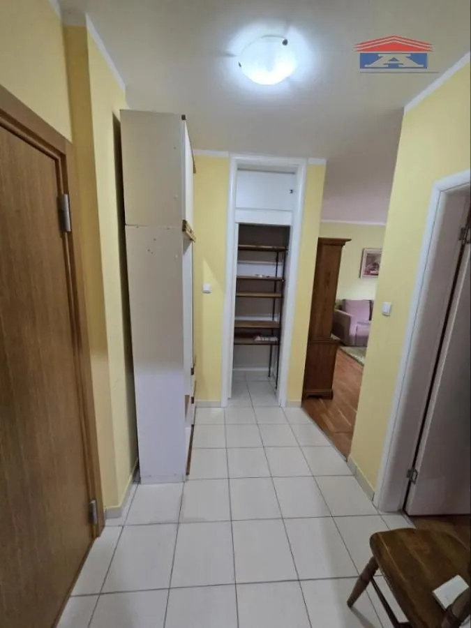 Izdavanje, jednosoban stan, 42m², Grbavica, Novi Sad Sve Podlokacije