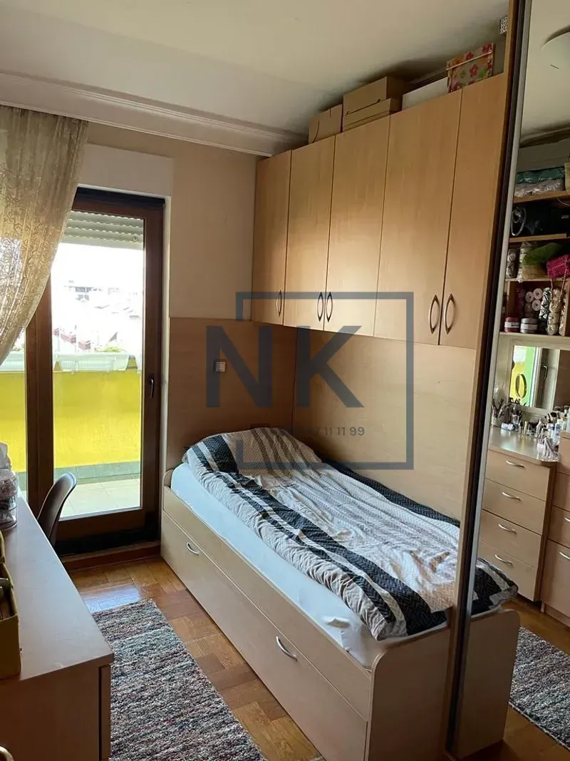 Rent, three bedroom apartment, 130m², Stari Aerodrom, Podgorica