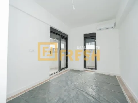 Sale, two bedroom apartment, 72m², Bečići, Budva - image 4