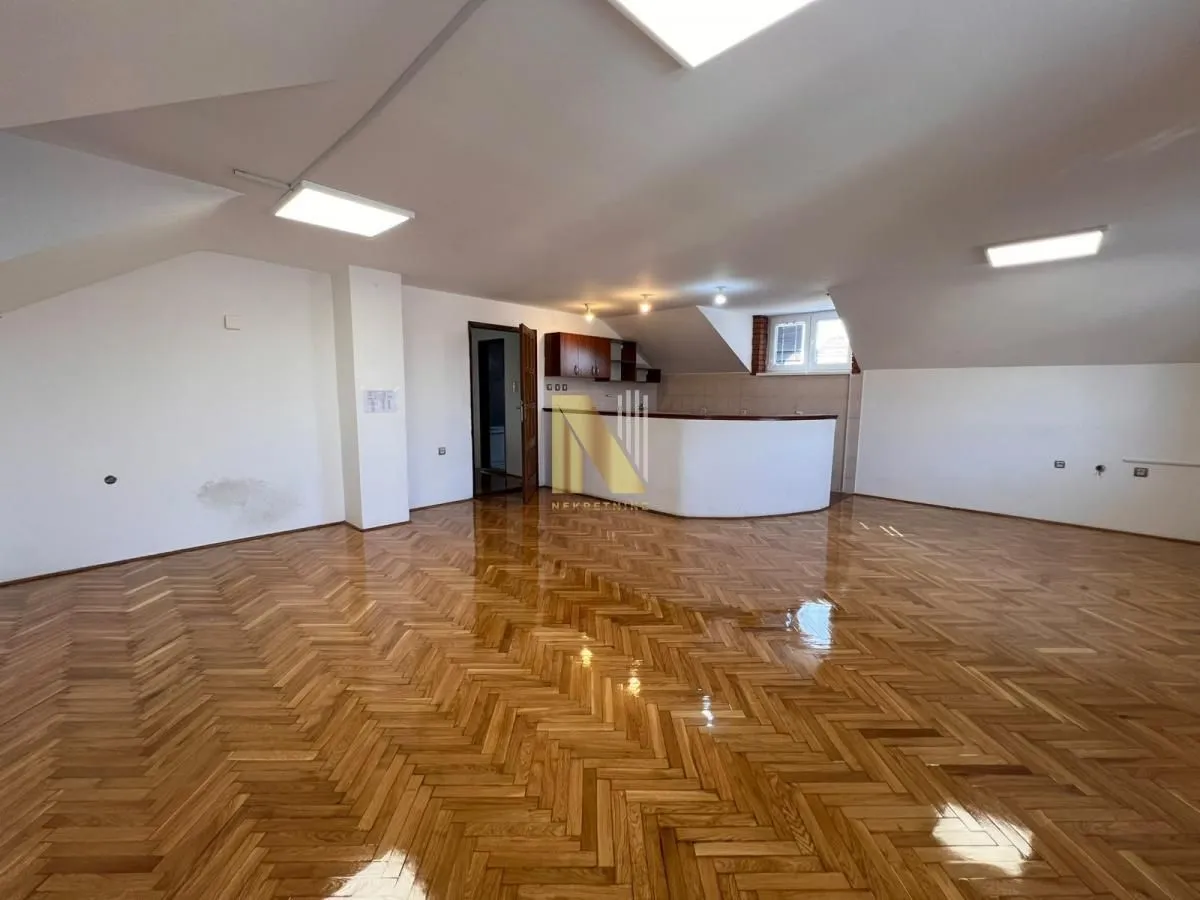 Prodaja, stan, 299m², Telep, Novi Sad Sve Podlokacije
