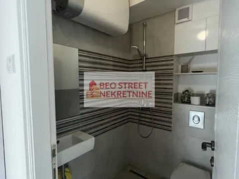 Izdavanje, četvorosoban stan, 89m², Beograd, Srbija - image 27