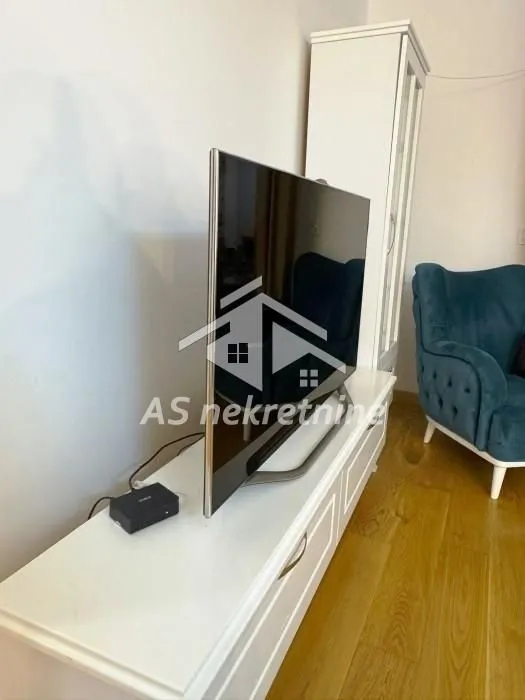 Izdavanje, dvosoban stan, 59m², Fon (Fon - Bilećka), Voždovac Sve Podlokacije