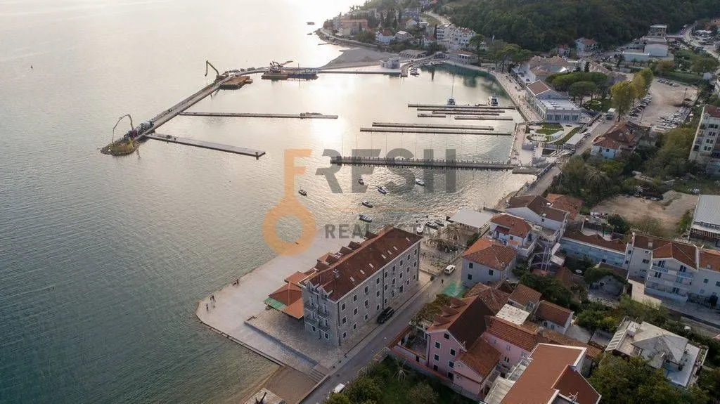 Sale, office space, 800m², Herceg Novi, Crna Gora